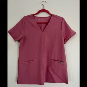 FIGS CHALK PINK CASMA THREE POCKET TOP